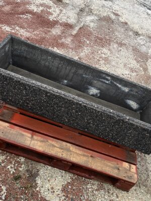 Betoonvaas 10.18 - kohe olemas