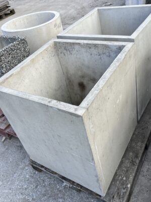 Betoonvaas 10.34 - kohe olemas