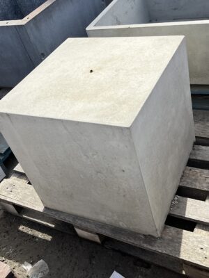 Betoonkuubik 12.27 - kohe olemas