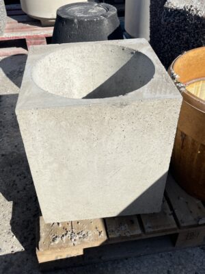 Prügikast 9.4 - kohe olemas