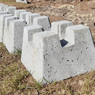 Betoonist plokk, mida saab kasutada terrassi ehitamiseks.