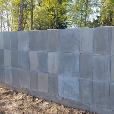 Betoonist urnimüür 24.10