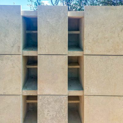 Betoonist urnimüür 24.10