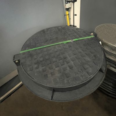 Plastikust kaevu luugi kate